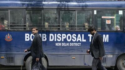 Bomb disposal team outside Delhi High Court on Friday when the court received a hoax email. (RAJ K RAJ /HT PHOTO) Bomb disposal team outside Delhi High Court on Friday when the court received a hoax email. (RAJ K RAJ /HT PHOTO)