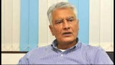 Citing a Comptroller and Auditor General (CAG) report claiming that SDRF funds were “lying unused”, Punjab BJP chief Sunil Jakhar on Saturday accused chief minister Bhagwant Mann of “misleading” people over the issue. Citing a Comptroller and Auditor General (CAG) report claiming that SDRF funds were “lying unused”, Punjab BJP chief Sunil Jakhar on Saturday accused chief minister Bhagwant Mann of “misleading” people over the issue.