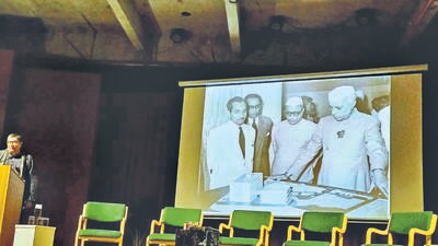 During the ’The Fifth Circle: Institution, Memory, Resistance’ lecture on Saturday. (HT Photo) During the ’The Fifth Circle: Institution, Memory, Resistance’ lecture on Saturday. (HT Photo)