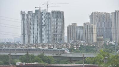 In the case of the 82km RRTS project, Delhi’s share is about 3.5% while UP has a share of 16.5%. (Sakib Ali/HT Photo) In the case of the 82km RRTS project, Delhi’s share is about 3.5% while UP has a share of 16.5%. (Sakib Ali/HT Photo)
