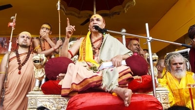 Shankaracharya of Jyotirmath Swami Avimukteshwaranand Saraswati in Patna on Friday. (ANI)