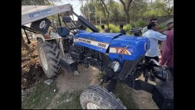 The mangled remains of the tractor-trolley which overturned after a Haryana Roadways bus hit into it in Sirsa on Saturday. (HT Photo) The mangled remains of the tractor-trolley which overturned after a Haryana Roadways bus hit into it in Sirsa on Saturday. (HT Photo)