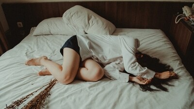 UTIs, when left untreated, can spread to the kidneys and bloodstream, triggering inflammatory signals throughout the body. (Unsplash) UTIs, when left untreated, can spread to the kidneys and bloodstream, triggering inflammatory signals throughout the body. (Unsplash)