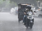 Commuters faced rain in parts of Noida. According to the Indian Meteorological Department (IMD), the sky will remain mostly cloudy in Delhi NCR today