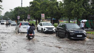 A waterlogged stretch in Gurugram on Thursday. (Parveen Kumar/HT Photo) A waterlogged stretch in Gurugram on Thursday. (Parveen Kumar/HT Photo)