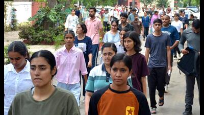 Both NDA and CDS exams are held bi-annually. (HT)