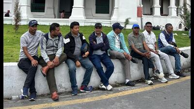 Drivers who worked with various government departments near the Nepal Supreme Court building. (HT Photo) Drivers who worked with various government departments near the Nepal Supreme Court building. (HT Photo)