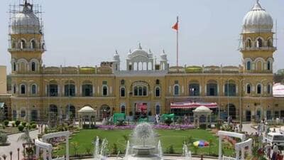 Guru Nanak’s Parkash Gurparb is a major religious occasion for Sikhs worldwide, with many travelling to Nankana Sahib in Pakistan to pay homage at the Guru’s birthplace. Guru Nanak’s Parkash Gurparb is a major religious occasion for Sikhs worldwide, with many travelling to Nankana Sahib in Pakistan to pay homage at the Guru’s birthplace.