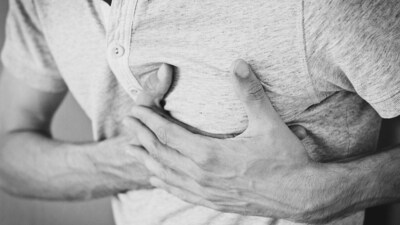 Heart attack symptoms slightly differ from those of acid reflux - here's how to know the difference. (Pixabay) Heart attack symptoms slightly differ from those of acid reflux - here's how to know the difference. (Pixabay)