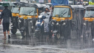 Heavy rain is expected over Thane, Mumbai, and Raigad after the Meteorological Department issued a red alert. ( Praful Gangurde / HT Photo ))
