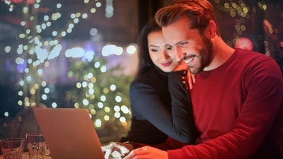 Flipkart and Amazon are preparing huge festive sales, promising major discounts on gadgets, appliances, and more. (Pexels) Flipkart and Amazon are preparing huge festive sales, promising major discounts on gadgets, appliances, and more. (Pexels)