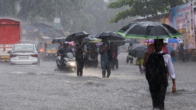 Alongside Mumbai, Thane, Palghar, Raigad, Ratnagiri, and the ghat areas of Pune have also been placed under an orange alert for heavy rainfall today. (PTI file)