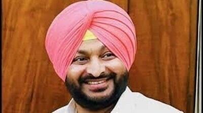 nion MoS for railways and food processing Ravneet Bittu visited Fazilka on Sunday. (HT File) nion MoS for railways and food processing Ravneet Bittu visited Fazilka on Sunday. (HT File)