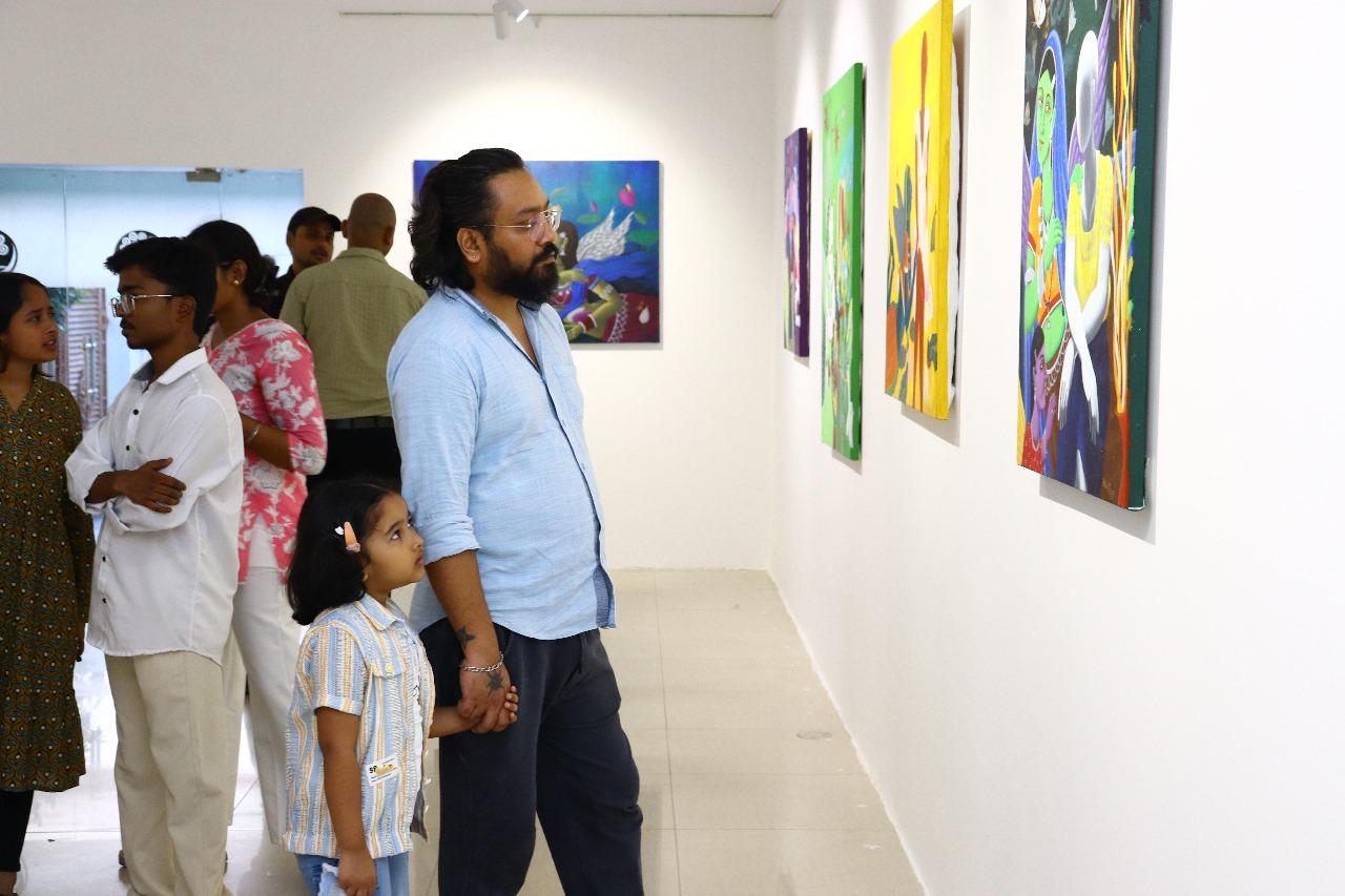 Art lovers during the Triveni exhibition underway in Lucknow Art lovers during the Triveni exhibition underway in Lucknow