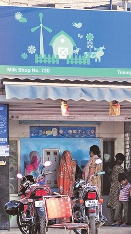 A Mother Dairy outlet in New Delhi. (Mint) A Mother Dairy outlet in New Delhi. (Mint)