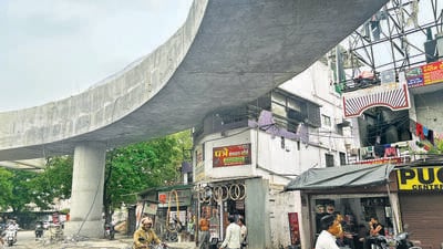 Nagpur’s ₹ 998-crore flyover sparks row after clashing with balcony Nagpur’s ₹ 998-crore flyover sparks row after clashing with balcony