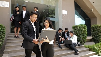 According to LinkedIn, an MBA degree has staying power across diverse career paths (HT)