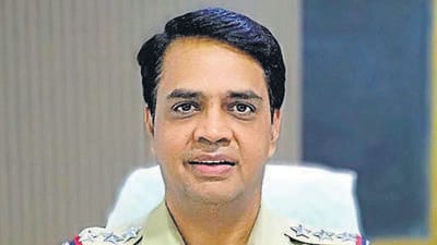 Mumbai, India - April 23, 2021: Mumbai Police Inspector Sunil Mane, arrested in the Mansukh Hiren murder case. (HT Photo) (Hindustan Times) Mumbai, India - April 23, 2021: Mumbai Police Inspector Sunil Mane, arrested in the Mansukh Hiren murder case. (HT Photo) (Hindustan Times)