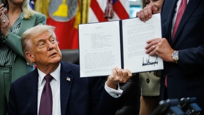 Donald Trump was joined on Monday by Republican Tennessee Governor Bill Lee, who is backing the president’s move. (Bloomberg) Donald Trump was joined on Monday by Republican Tennessee Governor Bill Lee, who is backing the president’s move. (Bloomberg)