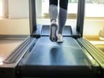 Simple walking routines can significantly improve fat loss and energy levels. Simple walking routines can significantly improve fat loss and energy levels.