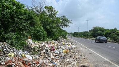 Officials said open debris dumping is a big challenge. (Parveen Kumar/HT) Officials said open debris dumping is a big challenge. (Parveen Kumar/HT)