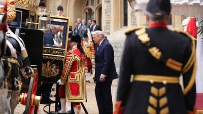 King Charles III and US President Donald Trump arrive for the ceremonial welcome at Windsor Castle, Berkshire, on day one of the president's second state visit to the UK. Picture date: Wednesday September 17, 2025.    Jonathan Brady/Pool via REUTERS (via REUTERS)