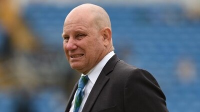 Match referee Andy Pycroft (ICC/X) Match referee Andy Pycroft (ICC/X)