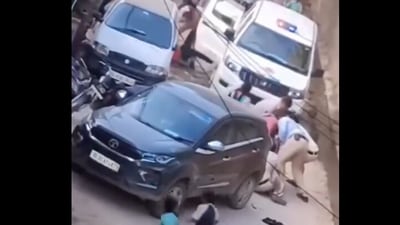 Videos purportedly showing the incident. (X/@PrashantInsp) Videos purportedly showing the incident. (X/@PrashantInsp)