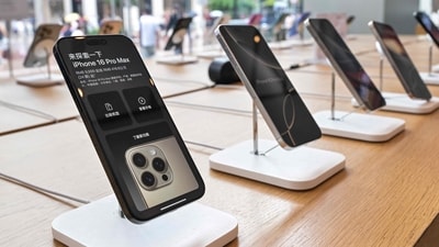 iPhone 16 Pro Max is now available at a significant discount on Vijay Sales. (AFP) iPhone 16 Pro Max is now available at a significant discount on Vijay Sales. (AFP)