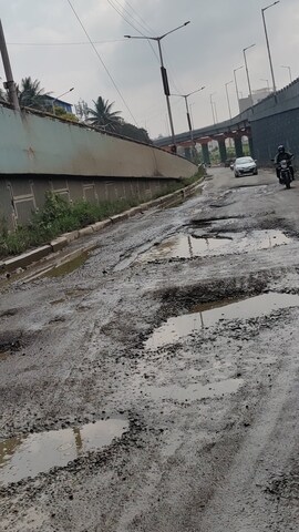 DK Shivakumar said the city’s roads are already receiving attention. DK Shivakumar said the city’s roads are already receiving attention.