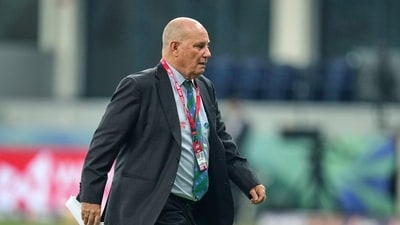 Match referee Andy Pycroft walks back after the toss during the Asia Cup cricket match between Pakistan and United Arab Emirates (AP) Match referee Andy Pycroft walks back after the toss during the Asia Cup cricket match between Pakistan and United Arab Emirates (AP)
