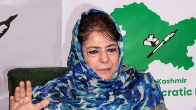 Referring to the recent controversy at the Hazratbal Shrine in Jammu and Kashmir, Mehooba Mufti said the public anger was a "loud, unmistakable message". (File Photo/PTI) Referring to the recent controversy at the Hazratbal Shrine in Jammu and Kashmir, Mehooba Mufti said the public anger was a "loud, unmistakable message". (File Photo/PTI)