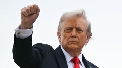 US President Donald Trump gestures as he boards Air Force One at Joint Base Andrews, Maryland on September 16, 2025. (AFP) US President Donald Trump gestures as he boards Air Force One at Joint Base Andrews, Maryland on September 16, 2025. (AFP)