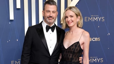 LOS ANGELES, CALIFORNIA - SEPTEMBER 14: (L-R) Jimmy Kimmel and Molly McNearney attend the 77th Primetime Emmy Awards at Peacock Theater on September 14, 2025 in Los Angeles, California. Frazer Harrison/Getty Images/AFP (Photo by Frazer Harrison / GETTY IMAGES NORTH AMERICA / Getty Images via AFP) (Getty Images via AFP) LOS ANGELES, CALIFORNIA - SEPTEMBER 14: (L-R) Jimmy Kimmel and Molly McNearney attend the 77th Primetime Emmy Awards at Peacock Theater on September 14, 2025 in Los Angeles, California. Frazer Harrison/Getty Images/AFP (Photo by Frazer Harrison / GETTY IMAGES NORTH AMERICA / Getty Images via AFP) (Getty Images via AFP)