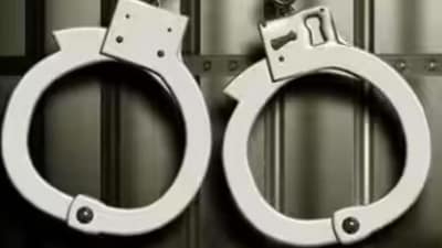 The accused allegedly killed 30-year-old Dhanmati Devi and her two minor children, all residents of East Champaran, Bihar. The accused allegedly killed 30-year-old Dhanmati Devi and her two minor children, all residents of East Champaran, Bihar.