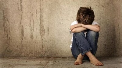 A junior KG student, was slapped by the teacher after he accidentally spilled another child’s lunch while sitting on his lap.