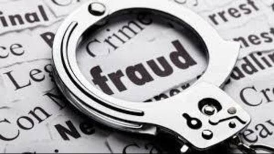 Station house officer Gurminder Singh of Sehna police station said that police are conducting raids to locate and apprehend the remaining accused. (HT File)