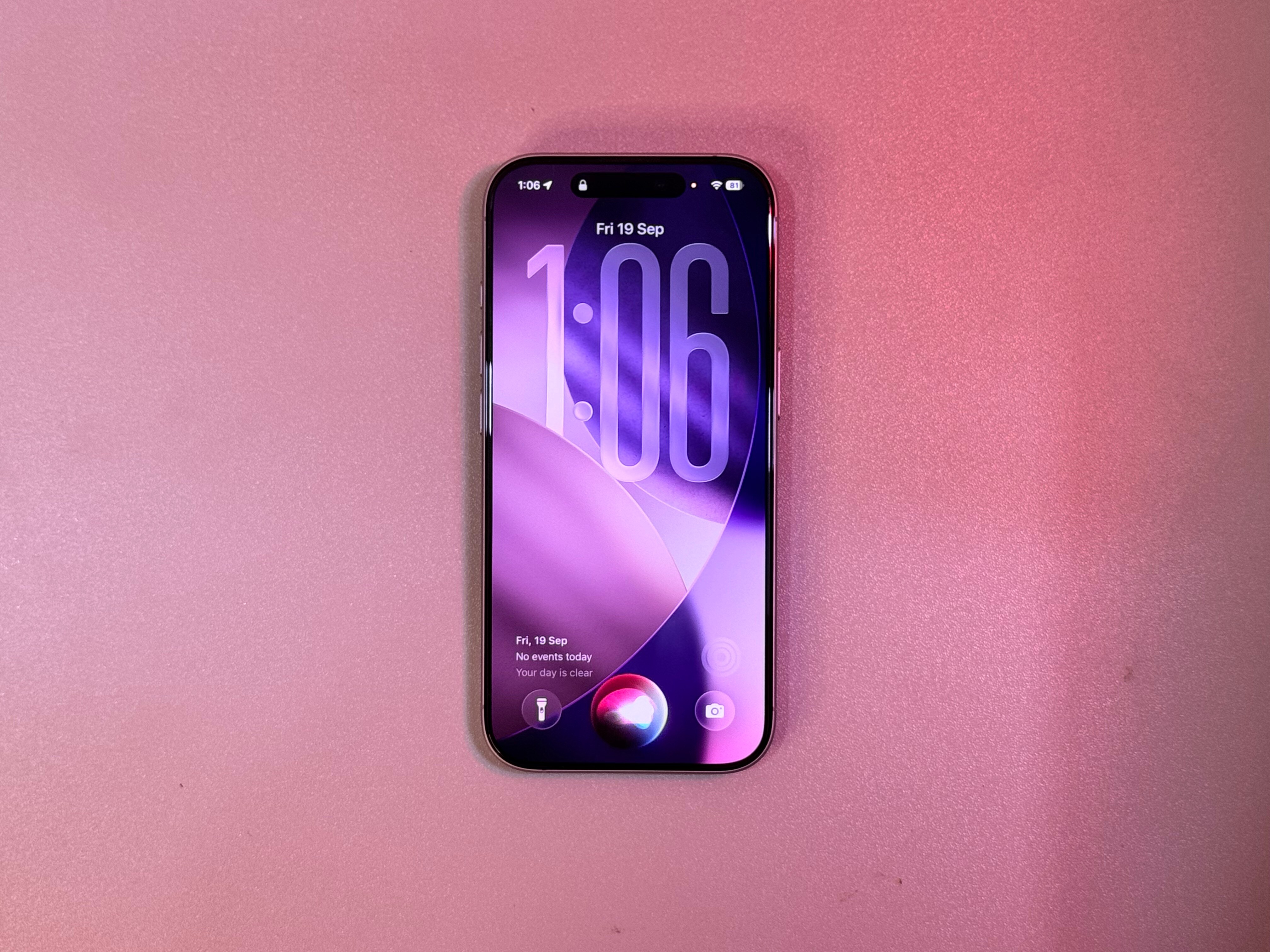 iPhone 17 is not just faster to top up but also more convenient. (Ayushmann Chawla) iPhone 17 is not just faster to top up but also more convenient. (Ayushmann Chawla)