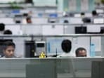The US tech companies such as Amazon and Microsoft are asking their employees to return to the US before September 21, 2025.