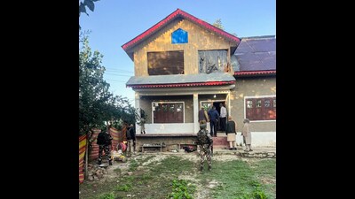 Counter Intelligence Kashmir conducts an inspection across various locations in seven districts of Kashmir, in Srinagar, on Saturday. (ANI) Counter Intelligence Kashmir conducts an inspection across various locations in seven districts of Kashmir, in Srinagar, on Saturday. (ANI)