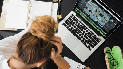 US officials clarified to HT that Indian H1B visa holders will not have to rush back to the United States by September 21. (Representational image) (Pexels) US officials clarified to HT that Indian H1B visa holders will not have to rush back to the United States by September 21. (Representational image) (Pexels)