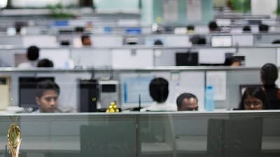 The US tech companies such as Amazon and Microsoft are asking their employees to return to the US before September 21, 2025. (Representational image/Reuters)