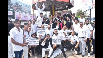 Protesters gather at Begumpul in Meerut over the long-standing demand for a high court bench in western UP. (HT)