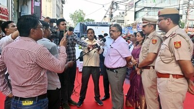 Sh. Sanjay Tyagi, IPS, Additional CP/PRO, addresses the media during Delhi Police’s city-wide outreach campaign on safety and security under the ‘Eyes and Ears’ scheme. Sh. Sanjay Tyagi, IPS, Additional CP/PRO, addresses the media during Delhi Police’s city-wide outreach campaign on safety and security under the ‘Eyes and Ears’ scheme.