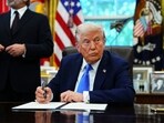 White House clarified that the new visa fee applies only to new applicants. White House clarified that the new visa fee applies only to new applicants.