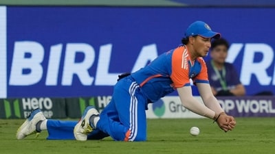 It was a terrible day in the field for India, as they put down 4 catches. Abhishek Sharma dropped Pakistan twice, albeit tough chances, while Kuldeep Yadav and Shubman Gill dropped a pair of sitters. Cost India a few runs in the end. (AP) It was a terrible day in the field for India, as they put down 4 catches. Abhishek Sharma dropped Pakistan twice, albeit tough chances, while Kuldeep Yadav and Shubman Gill dropped a pair of sitters. Cost India a few runs in the end. (AP)