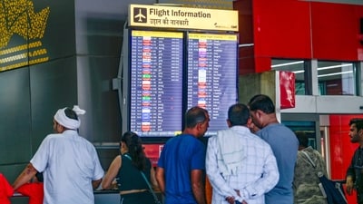 After Trump's order, several H-1B visa holders abandoned their holidays, family visits, and international conferences to rush back to the United States. (HT PHOTO) After Trump's order, several H-1B visa holders abandoned their holidays, family visits, and international conferences to rush back to the United States. (HT PHOTO)