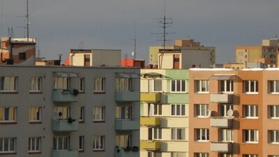Housing sales in India’s top nine cities are expected to decline by 4% in the third quarter this year (July-September), settling just above the 1 lakh-unit mark at 1,00,370 units. (Photo for representational purposes only) (Pixabay) Housing sales in India’s top nine cities are expected to decline by 4% in the third quarter this year (July-September), settling just above the 1 lakh-unit mark at 1,00,370 units. (Photo for representational purposes only) (Pixabay)