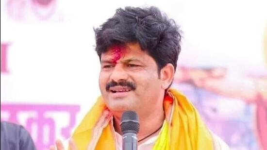 Politics loses civility in Maharashtra