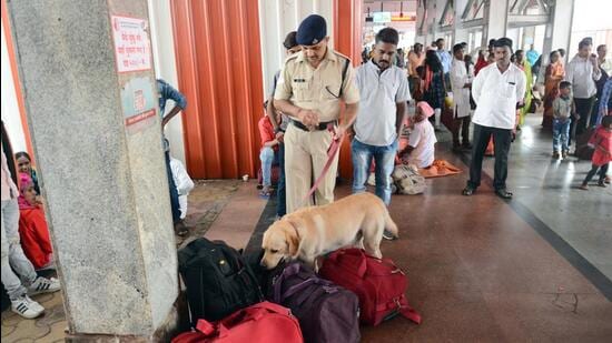 Pune, India - Nov. 1, 2019: Dog squad check the luggage of the passengers at Pune railway station, after RDX was found in an unknown luggage at Delhi airport in Pune, India, on Friday, November 1, 2019. (Photo by Shankar Narayan/HT PHOTO)